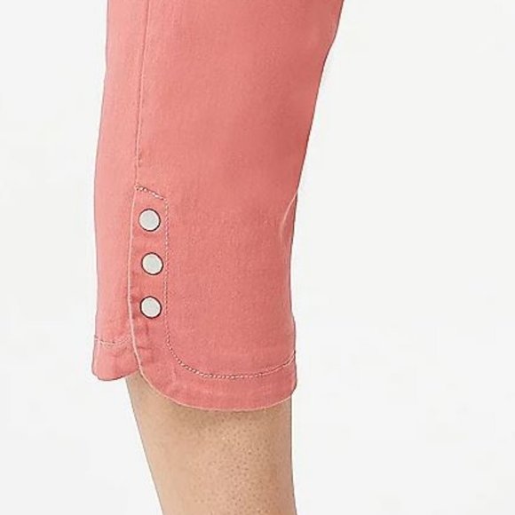 Denim & Co Tulip Snap Hem Denim Capri  8269 - Picture 3 of 3
